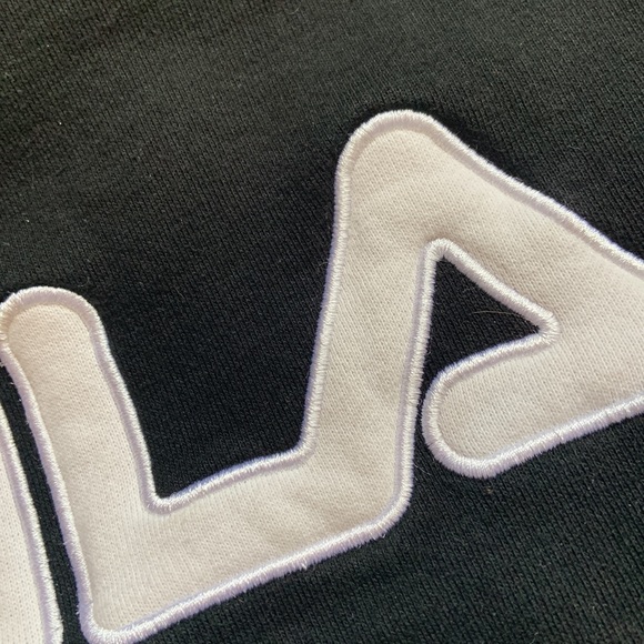 Fila black crewneck sweatshirt size S - Picture 6 of 6